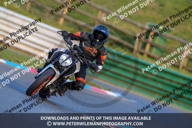 PJM Wedding Photography;enduro digital images;event digital images;eventdigitalimages;mallory park;mallory park photographs;mallory park trackday;mallory park trackday photographs;no limits trackdays;peter wileman photography;racing digital images;trackday digital images;trackday photos
